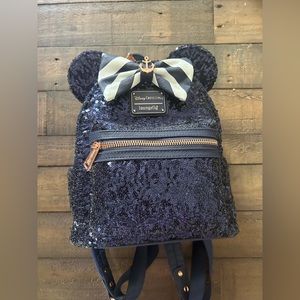 ⭐️SOLD⭐️NWOT Blue Discontinued Disney Cruiseline Loungefly